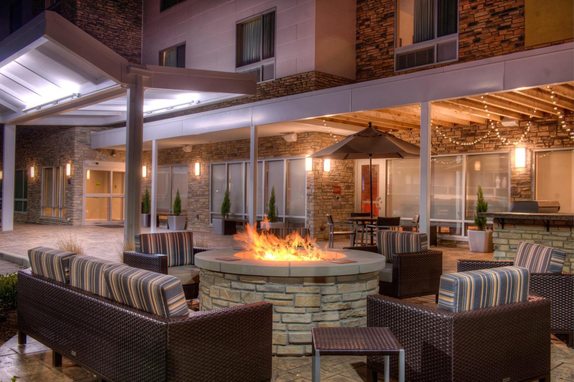 Towneplace Suites By Marriott St. Louis צ'סטרפילד מראה חיצוני תמונה